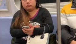 凤姐二手吨包最新爆料,揭秘明星二手市场背后的秘密